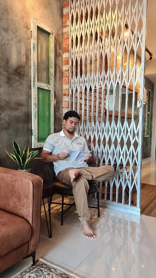 Bricks & Beds Suite @ Legasi Kg Bahru Kuala Lumpur 0*,